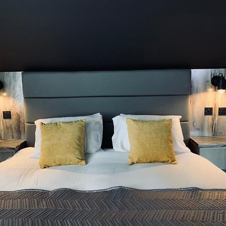 Breeze Suites - Luxury Group Accom - Sleeps 19 黑潭 外观 照片