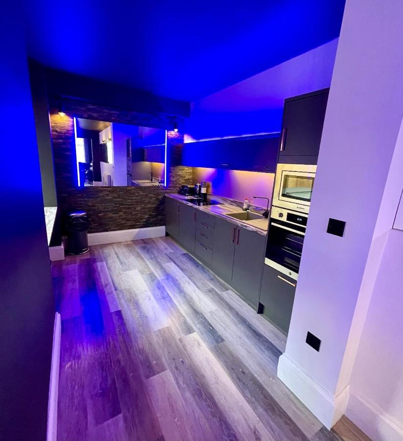 Breeze Suites - Luxury Group Accom - Sleeps 19 黑潭 外观 照片