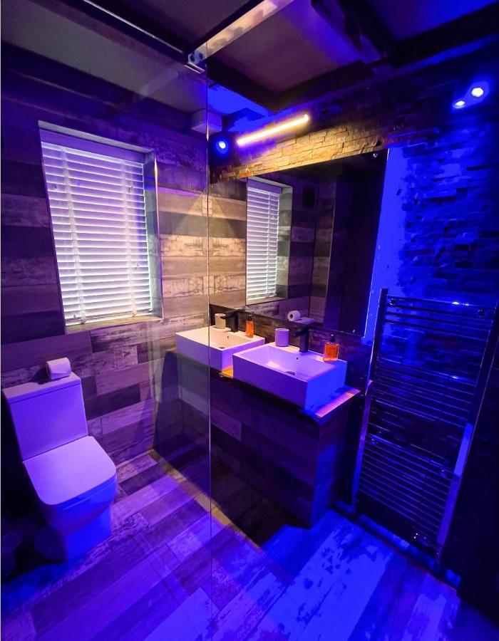 Breeze Suites - Luxury Group Accom - Sleeps 19 黑潭 外观 照片