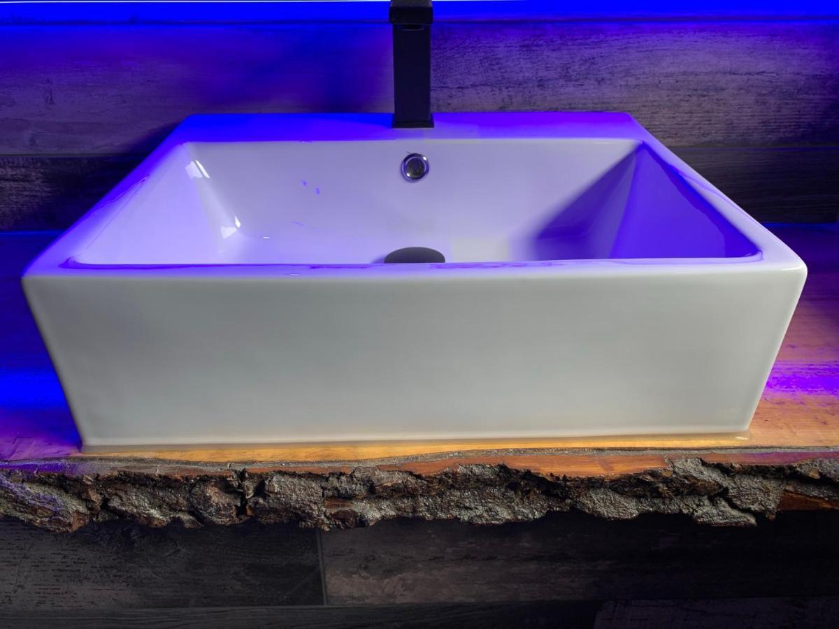 Breeze Suites - Luxury Group Accom - Sleeps 19 黑潭 外观 照片